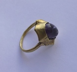 Перстень з каменем світлого кольору, фото №9