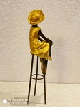 Бронзовая статуэтка "Дама на стуле. В золоте." - бронза или латунь., фото №6