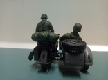 Модель мотоцикла и солдатов., фото №3