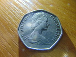Великобритания 50 новых пенсов 1976, фото №3