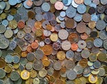 Мега лот монеты мира 1700 шт (5.6кг) без России и СССР, фото №2