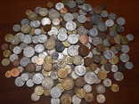 Заграничные монеты разных стран мира 200 шт., фото №2