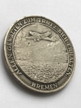 Настольная медаль Перелет через Атлантику 1928 год. Бремен, Германия, серебро, фото №7