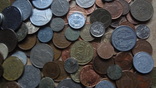 Большая Гора иностранных монет без наших. 357 штук, фото №10