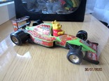 Burago Disney Grand Prix Winnie Pooh Sammlermodel 1/24, фото №4