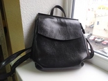 Новый черный рюкзак из плотной кожи, фото №2