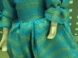 Фарфоровая кукла в голубом платье 43 см, фото №6