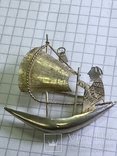 Винтажная серебряная брошь в виде кораблика, фото №2
