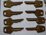 Латунные ключи к цилиндровым замкам (т.н."английские") 16 штук, фото №5