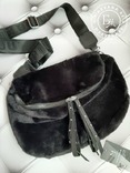 Модная меховая сумочка кросс-боди черная, фото №8