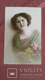 Почтовая карточка  Девушка с цветами., фото №2