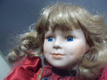 Фарфоровая кукла в красном платье 30 см, фото №7