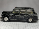 CORGI TOYS Austin London Taxi -CAB Nade in Gt Britain, фото №3