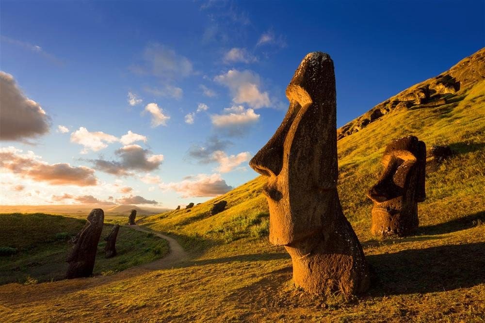 Moai. Photo: Comunidad Ma'u Henua