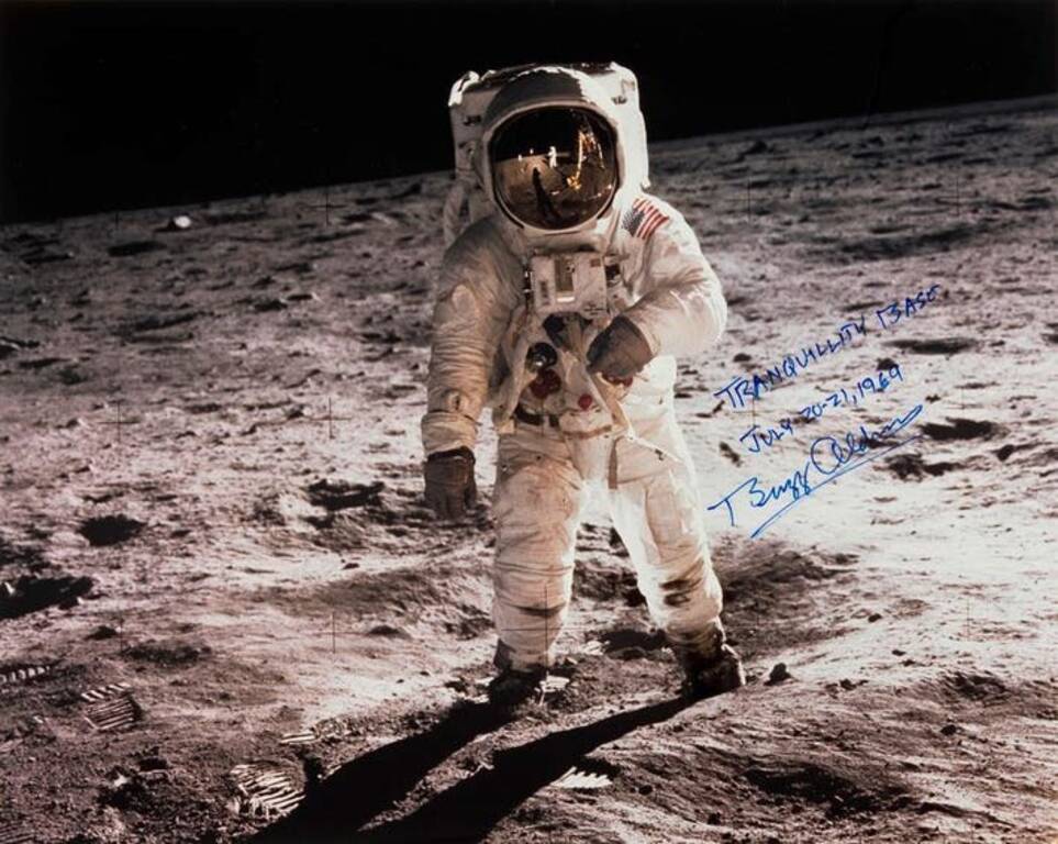 Signed photo of astronaut Buzz Aldrin. Bonhams.