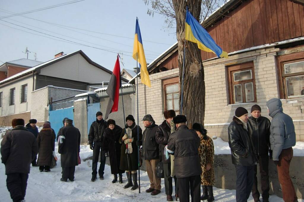 Кадри з похорону 24 грудня 2012 року