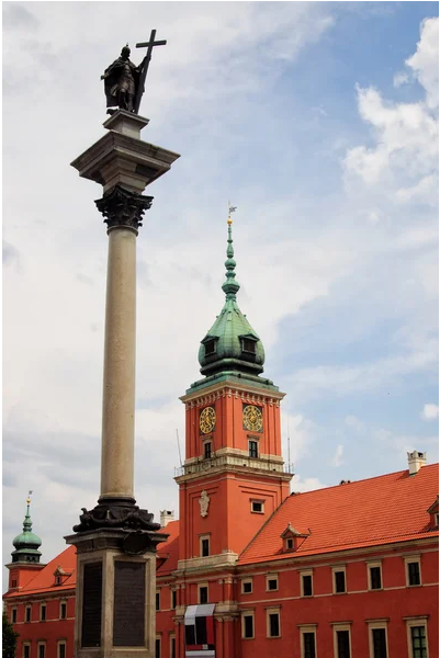 Column and statue commemorate King Sigismund III Vasa erected by Vladislav IV Vaza 1644