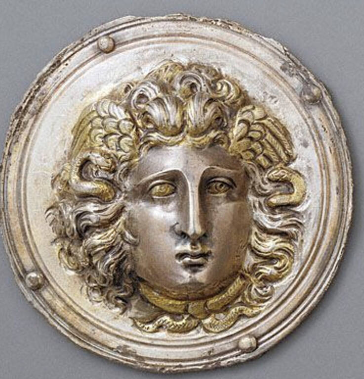Фалера центуріона з головою Медузи Горгони. Срібло, золото, бронза. Римська імперія, 100–225 рр.