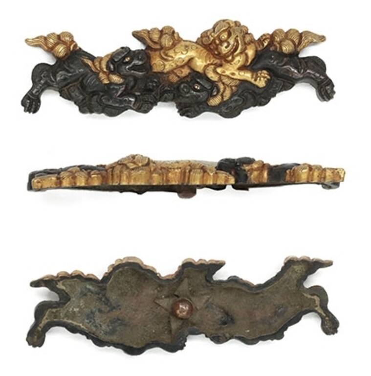 Ін'йо-кон менукі у вигляді собак-левів (шиші). Сякудо (сплав міді та золота). Японія, період Едо, 1603–1868 рр.