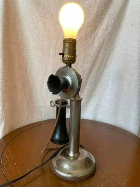 Нікельований телефон-світильник Northern Electric, 1940-х рр.