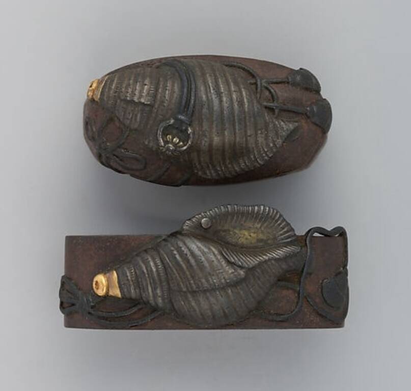 Фучігашира із зображенням черепашок. Залізо, золото, мідно-золотий сплав (сякудо). Японія, XIX століття