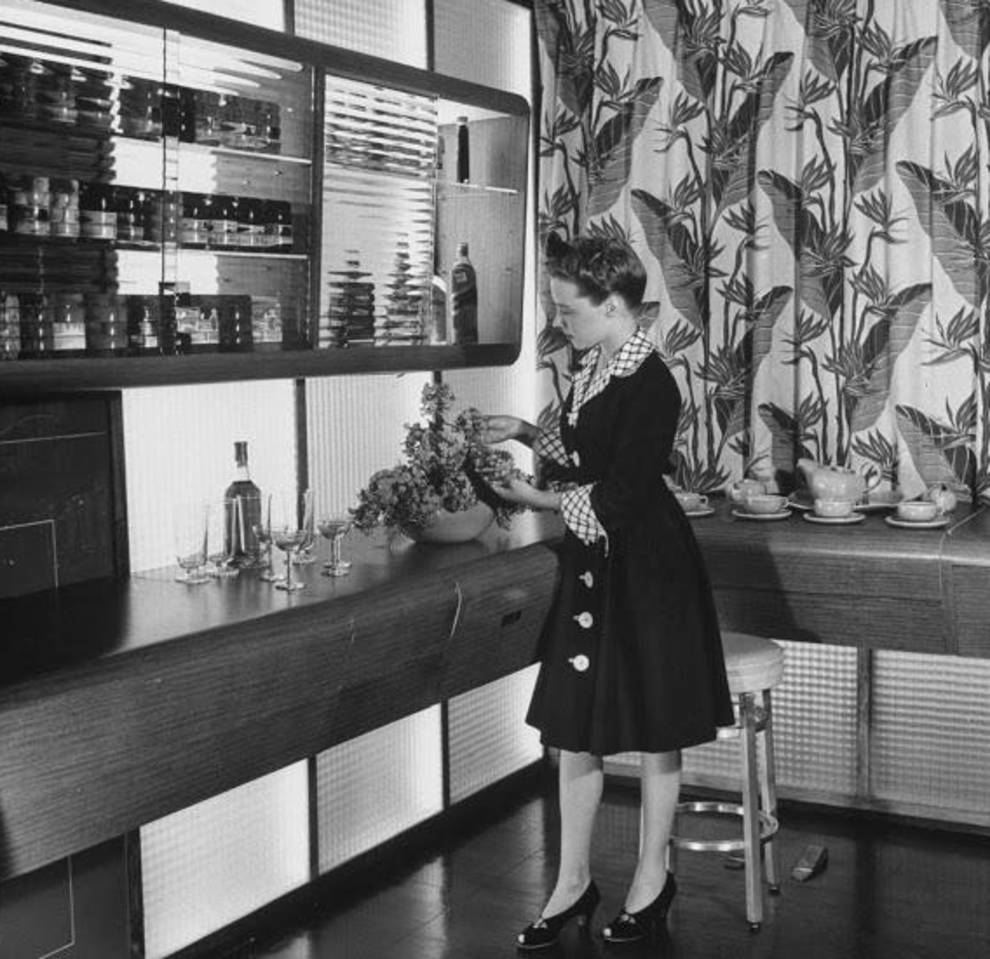 The kitchen of the future: how did Americans see interior design in the 1940s?