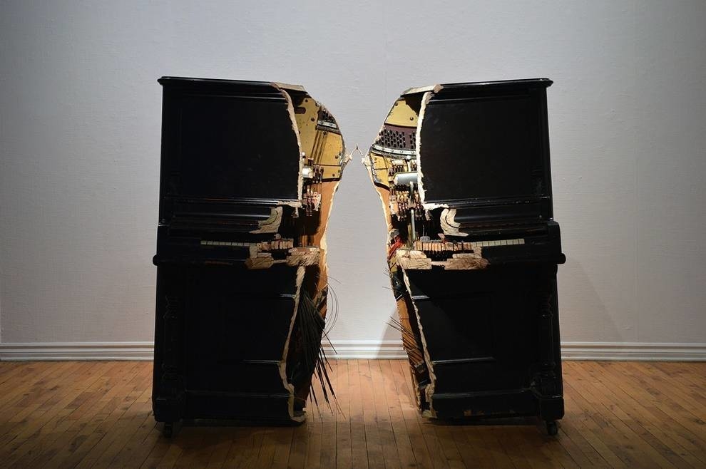 Breaking furniture: an amazing art object from an old piano