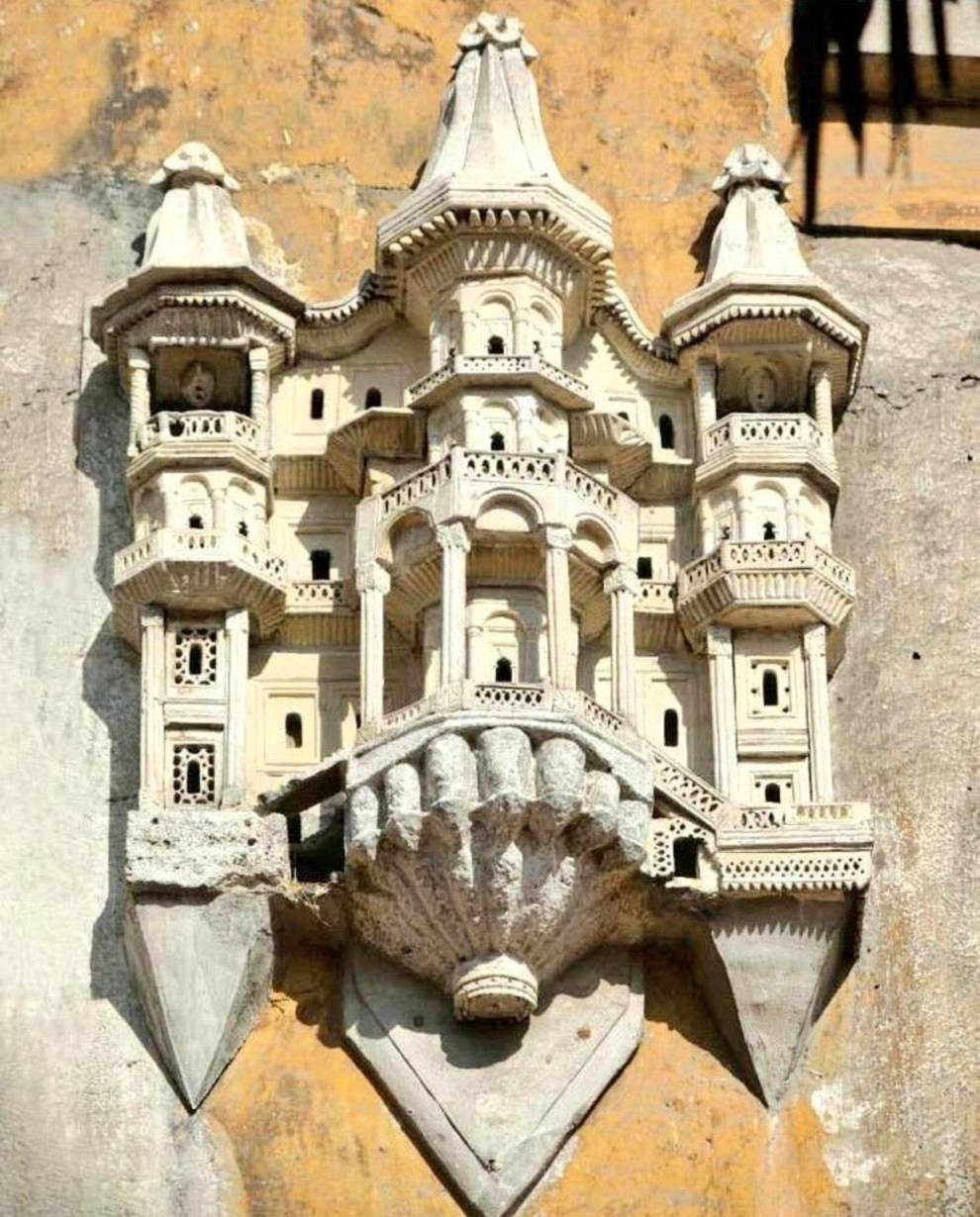 Palaces for sparrows as elements of Ottoman architecture in Turkey