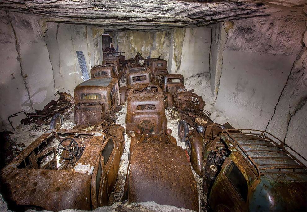 In dust and rust: the old quarry kept rare cars for more than 70 years