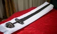 Контрабанда и вещественное доказательство: меч X века наконец-то «добрался» до львовского музея