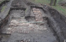 Археологи поделились результатами раскопок возле Жолковского замка