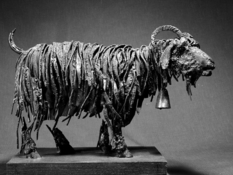 Animals and birds from metal in the works of the Iranian sculptor