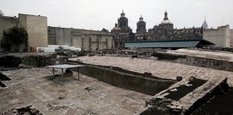 У центрі Мехіко розкопали стародавнє поховання