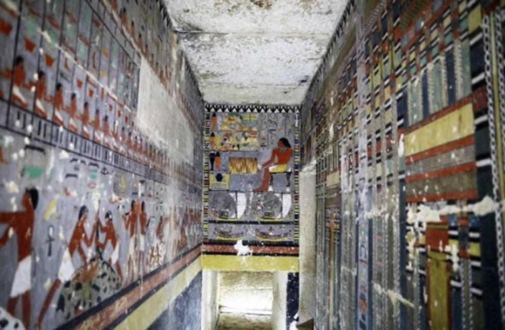 Egyptian archaeologists have found untouched tombs decorated with colorful murals