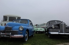 At the festival, Old Car Land showed the technique of the Second World War