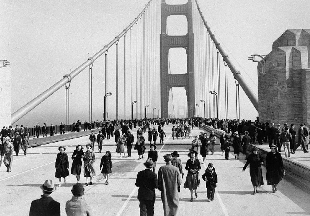 Golden Gate Bridge in San Francisco. Interesting Facts