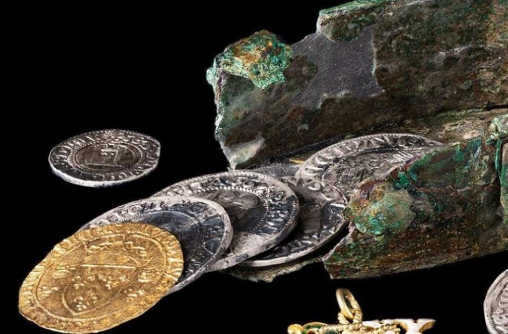 Археологи з Франції знайшли скарб «заборонених» монет