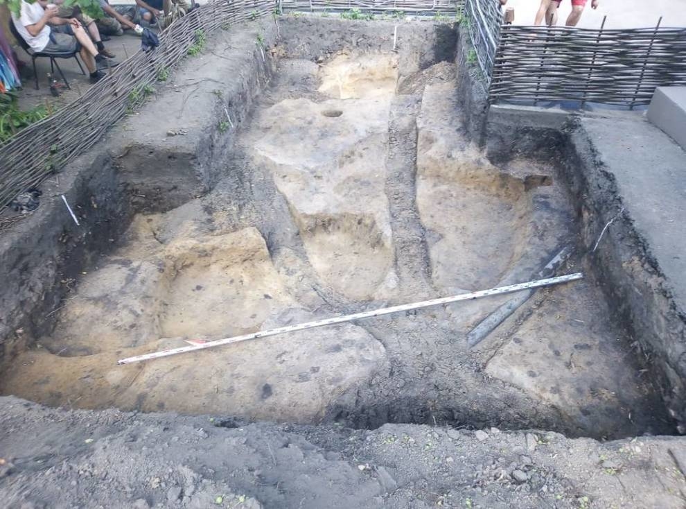 Near Kiev excavated the ancient home of the potter