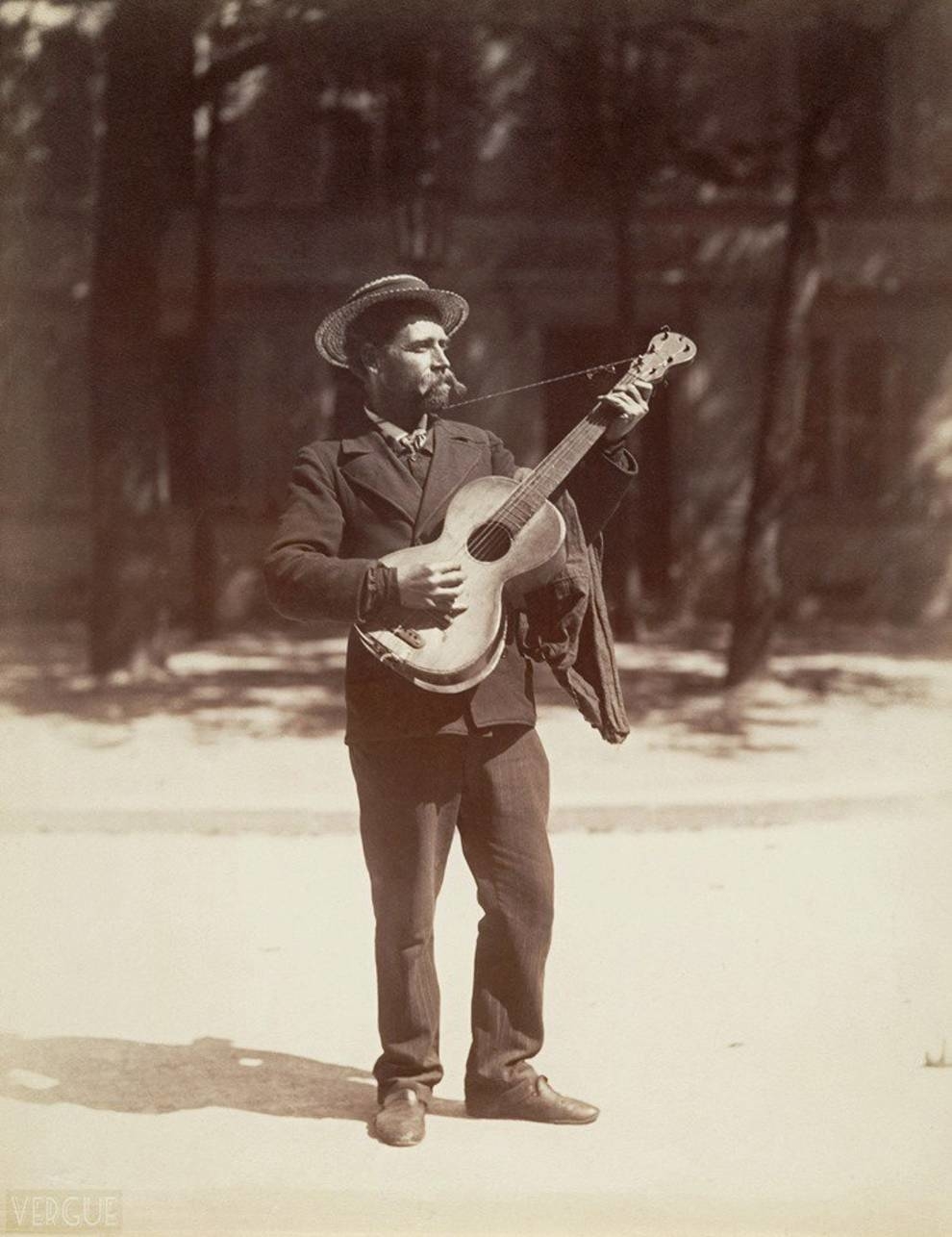 The Corners of Paris in the Early 20th Century in the Lens of Eugene Atget