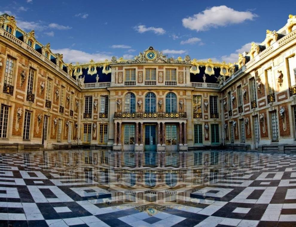 Версаль: почему в шикарном дворце не было ни одного туалета?