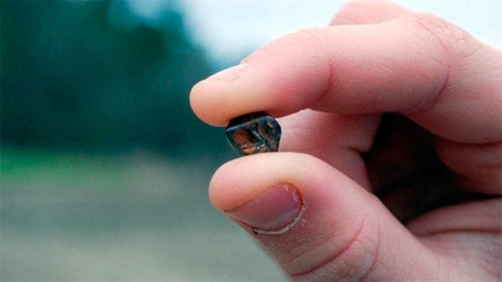 American schoolboy and 7.44 carat diamond