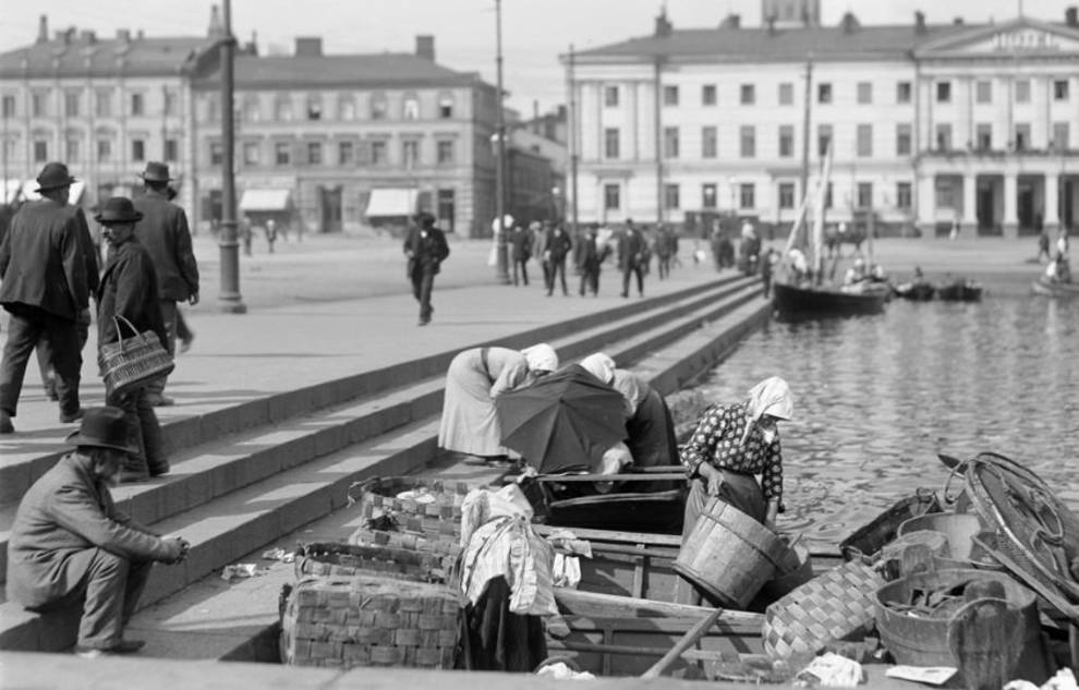 Чорно-білі знімки столиці Фінляндії 1910-1917 років