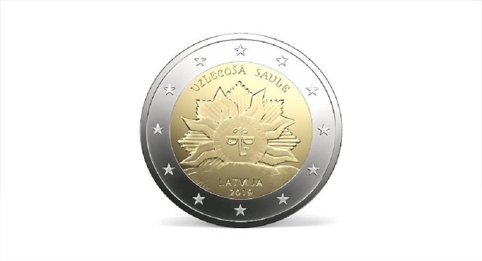Банк Латвии введет в обращение 2-евровую монету