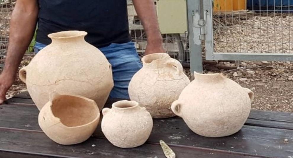 Electrician on way to work found ancient jars