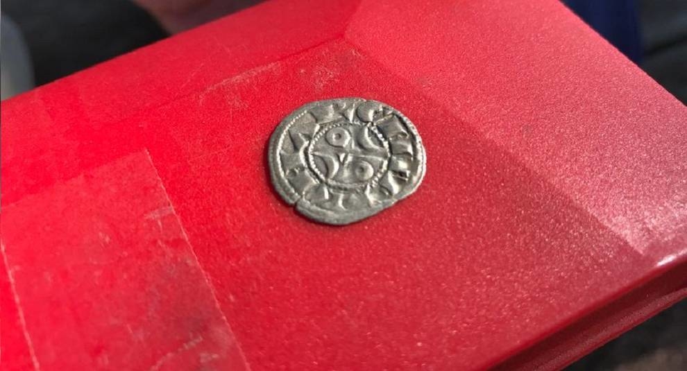 Find five years ago: in France found 14 thousand medieval coins