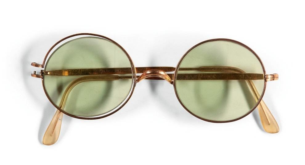 На Sotheby's придбали окуляри Джона Леннона