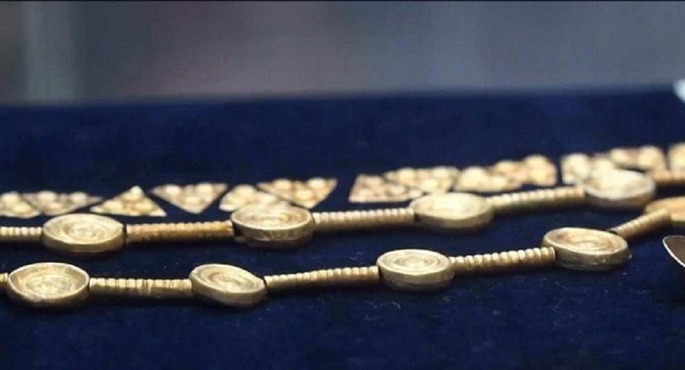 The Scythian diadem found in the Poltava region was first shown in the Museum