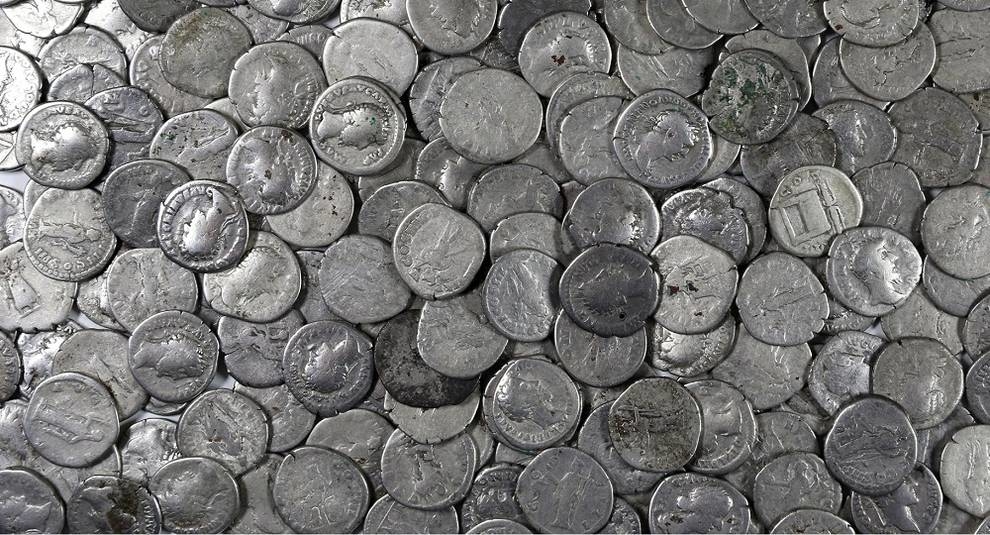 1753 ancient Roman coins found in Poland