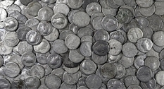 У Польщі знайшли 1753 давньоримські монети