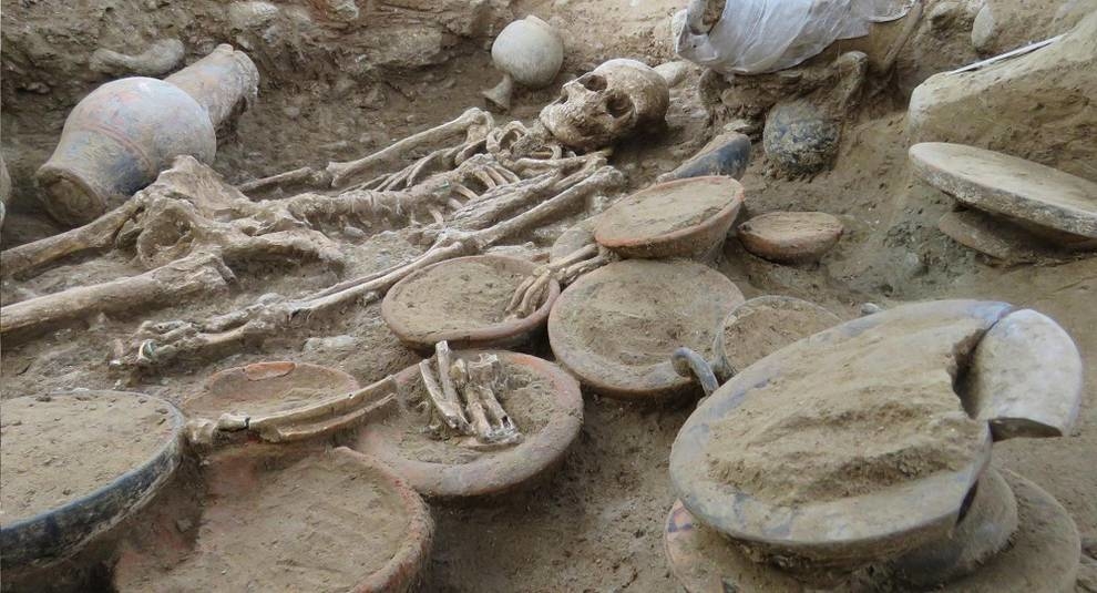 Археологи завершили изучение древней этрусской гробницы на Корсике